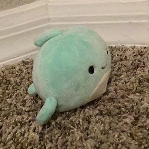 Perry 4 inch Squishmallow (dolphin)